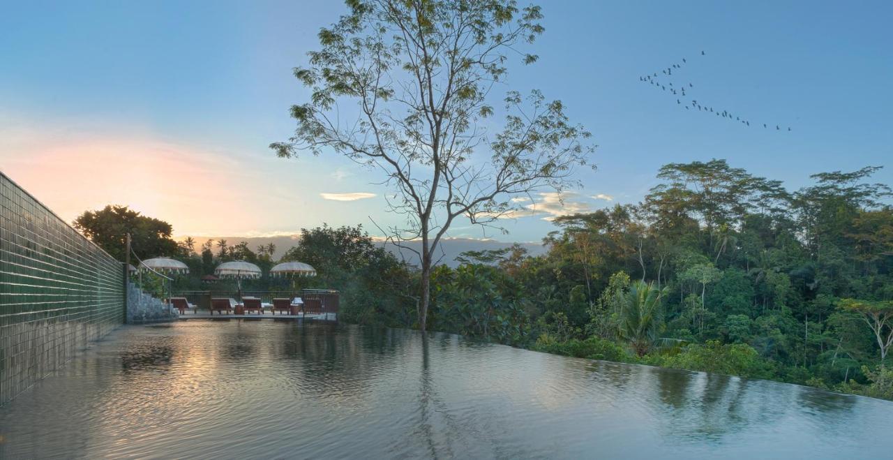 Komaneka At Tanggayuda Ubud Exteriör bild